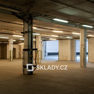 Pronájem skladu 8 700 m² Nučice, 