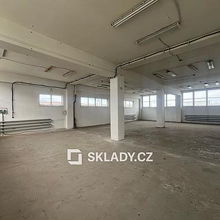 Pronájem skladu 500 m² Praha