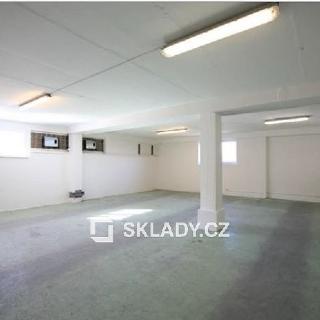 Pronájem skladu 272 m² Praha