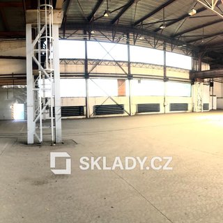 Pronájem skladu 500 m² Moravský Krumlov, 