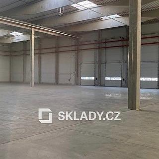 Pronájem skladu 1000 m&sup2; Zápy