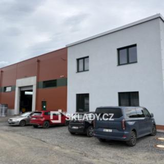 Pronájem skladu 1000 m&sup2; Strančice