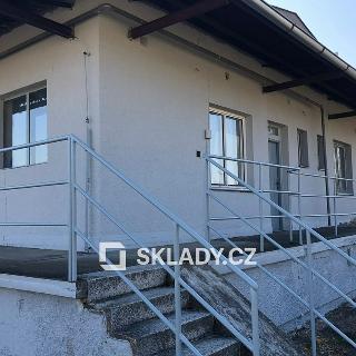 Pronájem skladu 526 m² Bor, Strážská