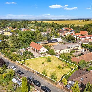 Prodej stavební parcely 1141 m&sup2; Polepy