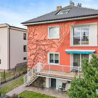 Prodej vily 330 m² Praha, Hornocholupická