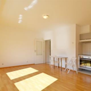 Pronájem bytu 1+kk, garsoniery 27 m² Praha
