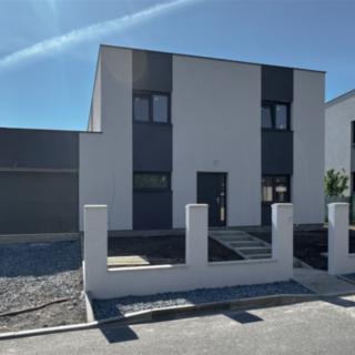 Prodej rodinného domu 243 m² Zdiby