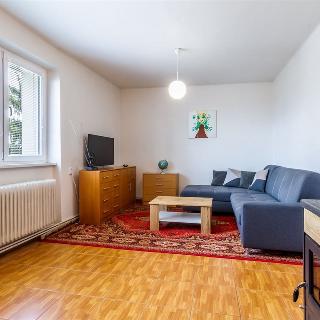 Prodej bytu 3+1 71 m² Zlonice, Pippichova