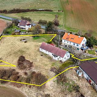 Prodej rodinného domu 200 m&sup2; Hředle