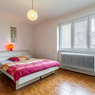 Prodej bytu 3+1 71 m² Zlonice, Pippichova