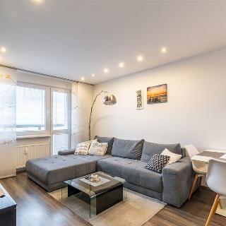 Pronájem bytu 2+1 63 m² Kladno, Ukrajinská