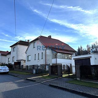 Prodej rodinného domu 90 m&sup2; Hluboká nad Vltavou