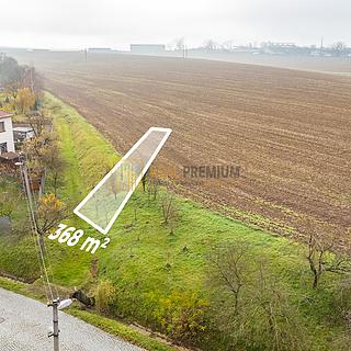 Prodej stavební parcely 368 m&sup2; Kunovice
