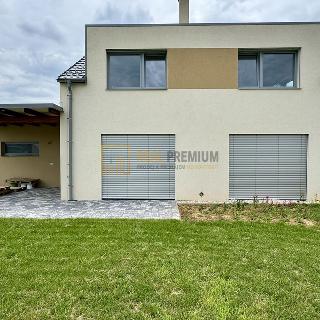 Pronájem rodinného domu 157 m² Polešovice, 