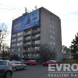 Pronájem bytu 3+1 73 m² Praha, Sliačská