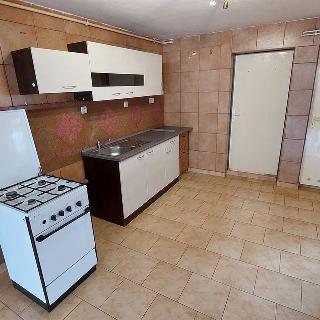 Pronájem rodinného domu 85 m² Bučovice, Slavkovská