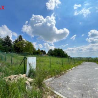 Prodej stavební parcely 2 168 m² Olšany