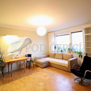 Pronájem bytu 2+1 39 m² Brno, Elplova