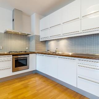 Pronájem bytu 4+kk 154 m² Praha, Hlubočepská