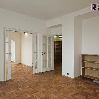 Pronájem bytu 3+1 90 m² Praha, Kouřimská