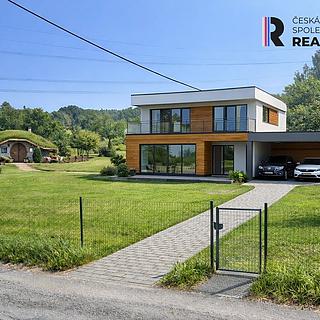 Prodej stavební parcely 1667 m&sup2; Petrov nad Desnou