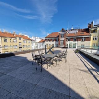 Pronájem kanceláře 144 m² Praha Vinohrady, Slezská