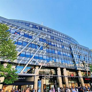 Pronájem kanceláře 637 m&sup2; Praha