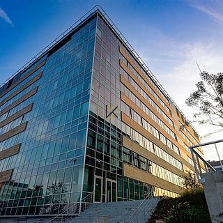 Pronájem kanceláře 413 m² Praha