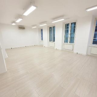 Pronájem kanceláře 306 m² Praha, Myslíkova