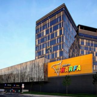 Pronájem kanceláře 293 m² Praha