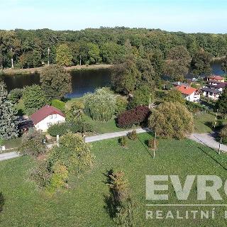 Prodej stavební parcely 785 m² Čelákovice