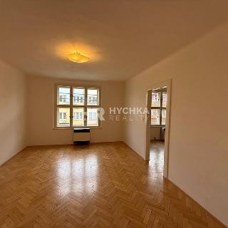 Pronájem bytu 2+1 72 m² Praha, Jičínská