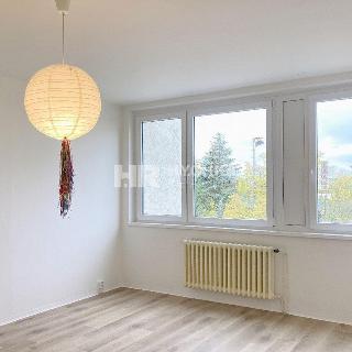 Pronájem rodinného domu 205 m² Praha, Perlitová