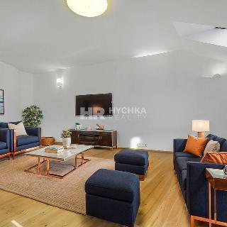 Prodej bytu 4+kk 111 m² Praha, Jugoslávská