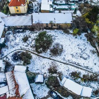 Prodej zemědělské usedlosti 1 000 m² Mořina