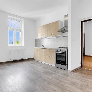 Prodej bytu 4+kk 82 m² Mladá Boleslav, Lukášova