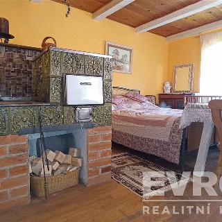 Prodej zemědělské usedlosti 176 m² Kozlovice, 