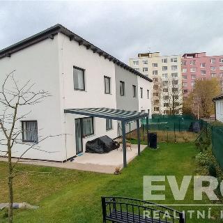 Prodej bytu 4+1 106 m² Sedlčany, Profesora Plavce