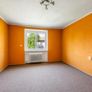 Pronájem bytu 1+1 39 m² Tlučná
