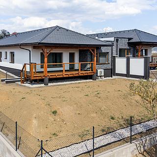 Prodej rodinného domu 135 m&sup2; Nezvěstice