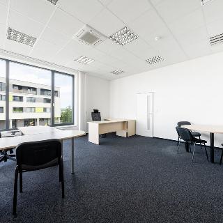 Prodej kanceláře 87 m² Plzeň, Vltavínová