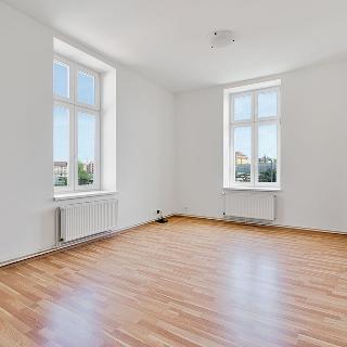 Prodej bytu 3+1 80 m² Plzeň, Krátká