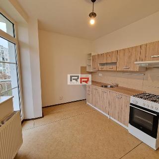 Pronájem bytu 2+1 66 m² Olomouc, Handkeho