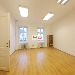 Pronájem kanceláře 51 m² Olomouc, tř. Svobody