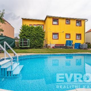 Prodej rodinného domu 240 m² Praha, Chřibská