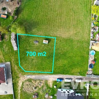 Prodej stavební parcely 700 m² Zásmuky