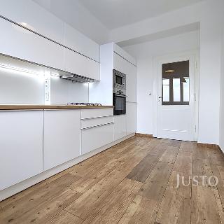 Pronájem bytu 3+1 125 m² Písek, Fráni Šrámka