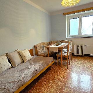 Pronájem bytu 2+1 60 m² Písek, Heritesova