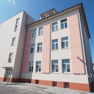 Prodej bytu 2+kk 67 m² Písek