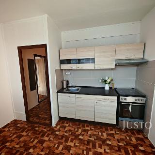 Pronájem bytu 2+1 48 m² Šumperk, Zahradní